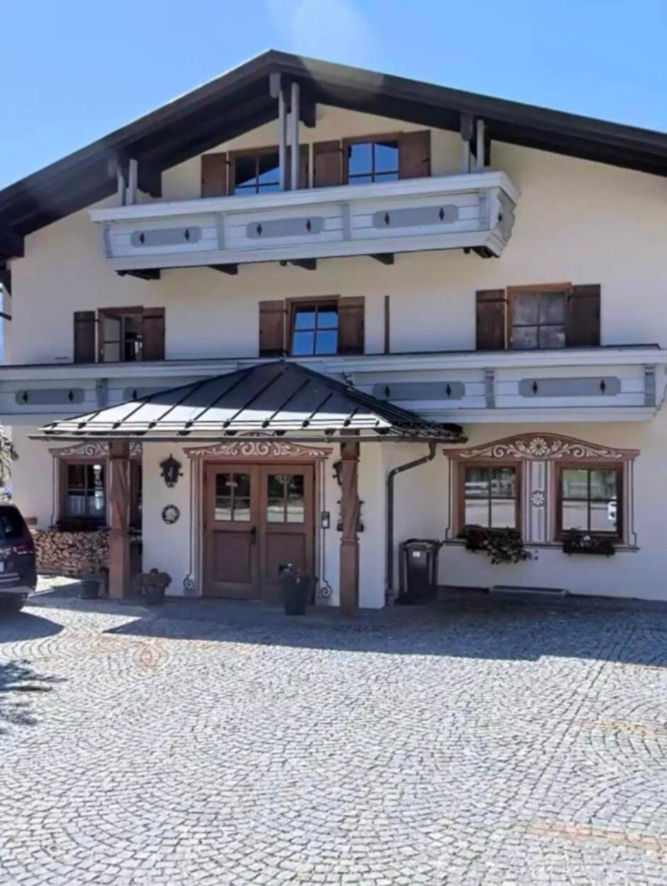 Neues Ruhiges Apartment, Bergblick, Stellplatz Bischofswiesen Eksteriør billede